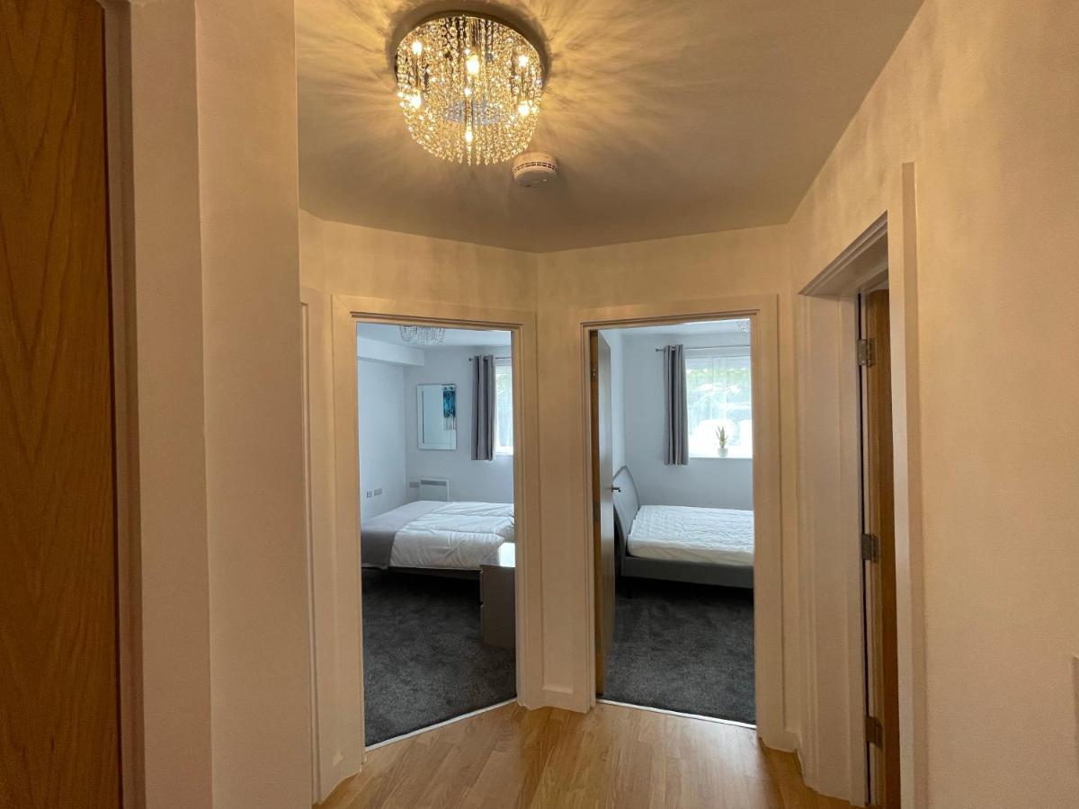 Moda Wigan - Stylish 2 Bed Apartment Central 위건 외부 사진